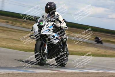media/Apr-26-2024-TrackDaz (Fri) [[c4b677d280]]/C Group/140pm (Wheelie Bump)/